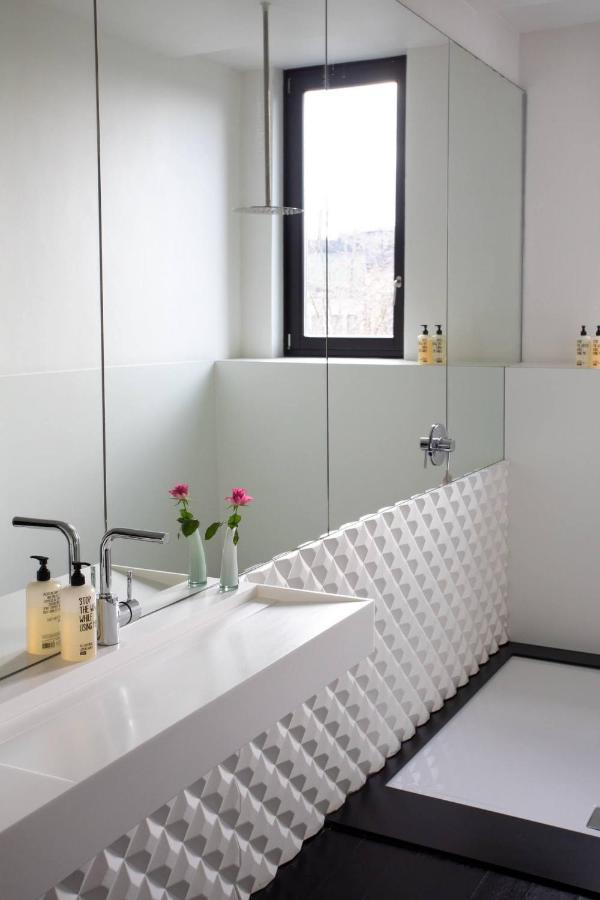 B&B Suites Feek Antwerpen Bagian luar foto
