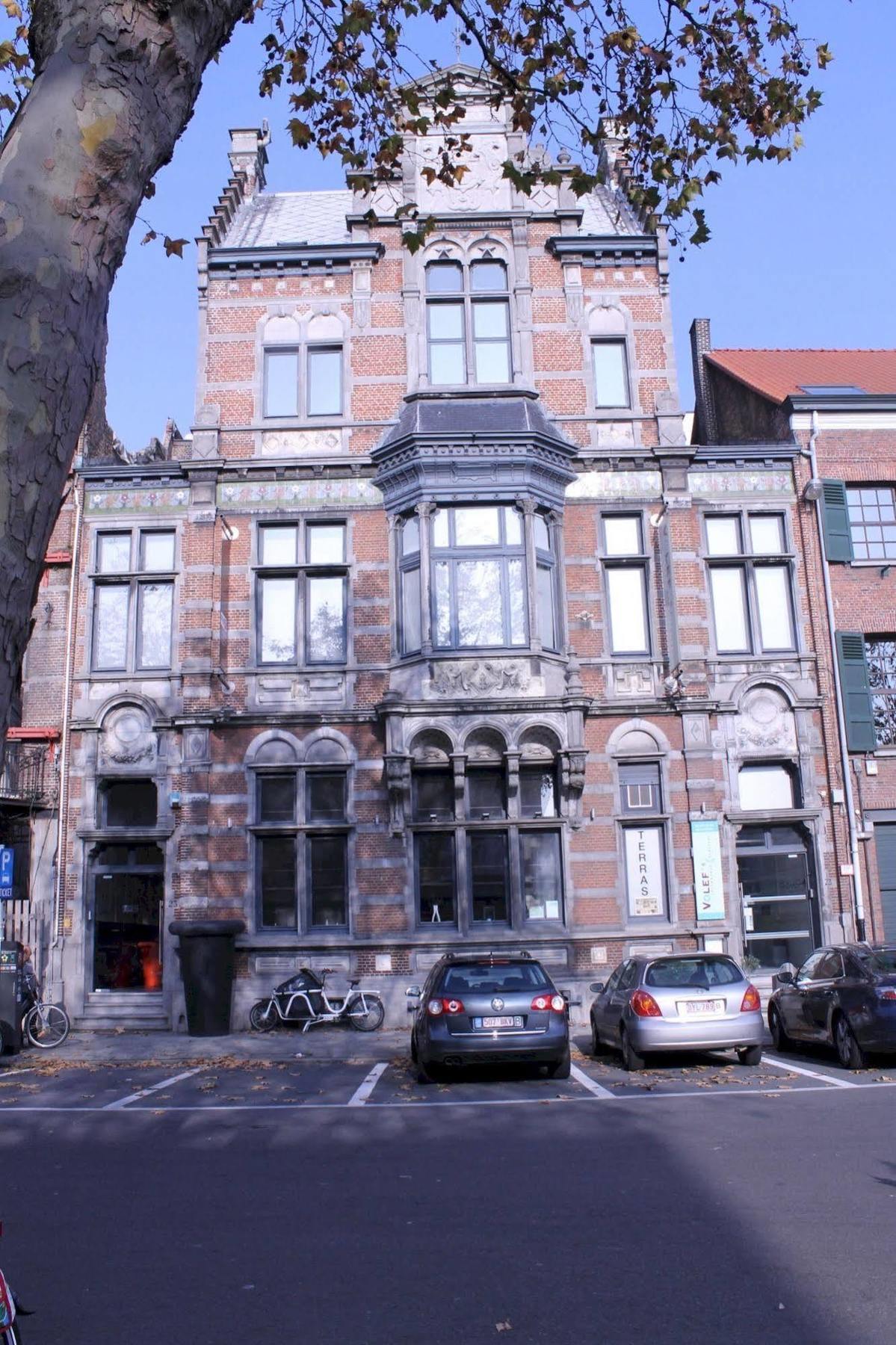 B&B Suites Feek Antwerpen Bagian luar foto